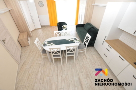 Przestronna Kawalerka 40 M2 W Apartamentowcu
